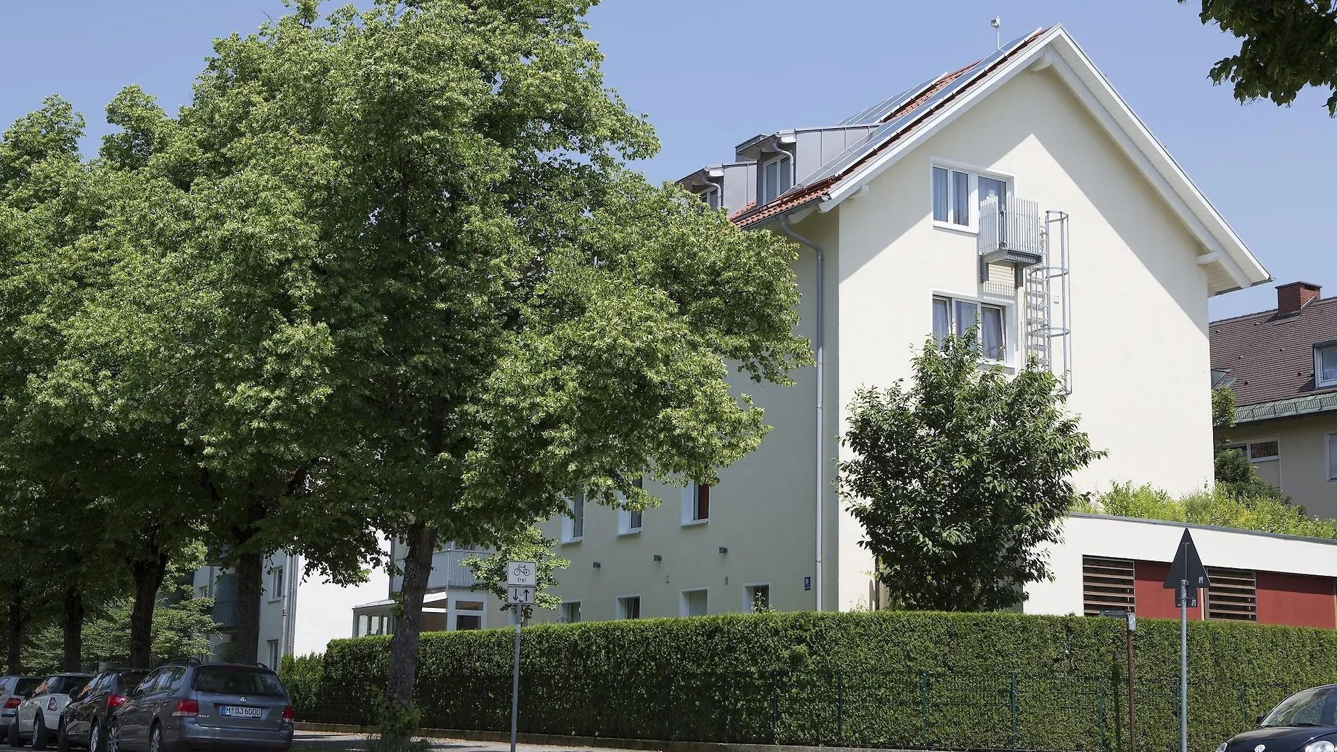 Hotel Kriemhild am Hirschgarten München