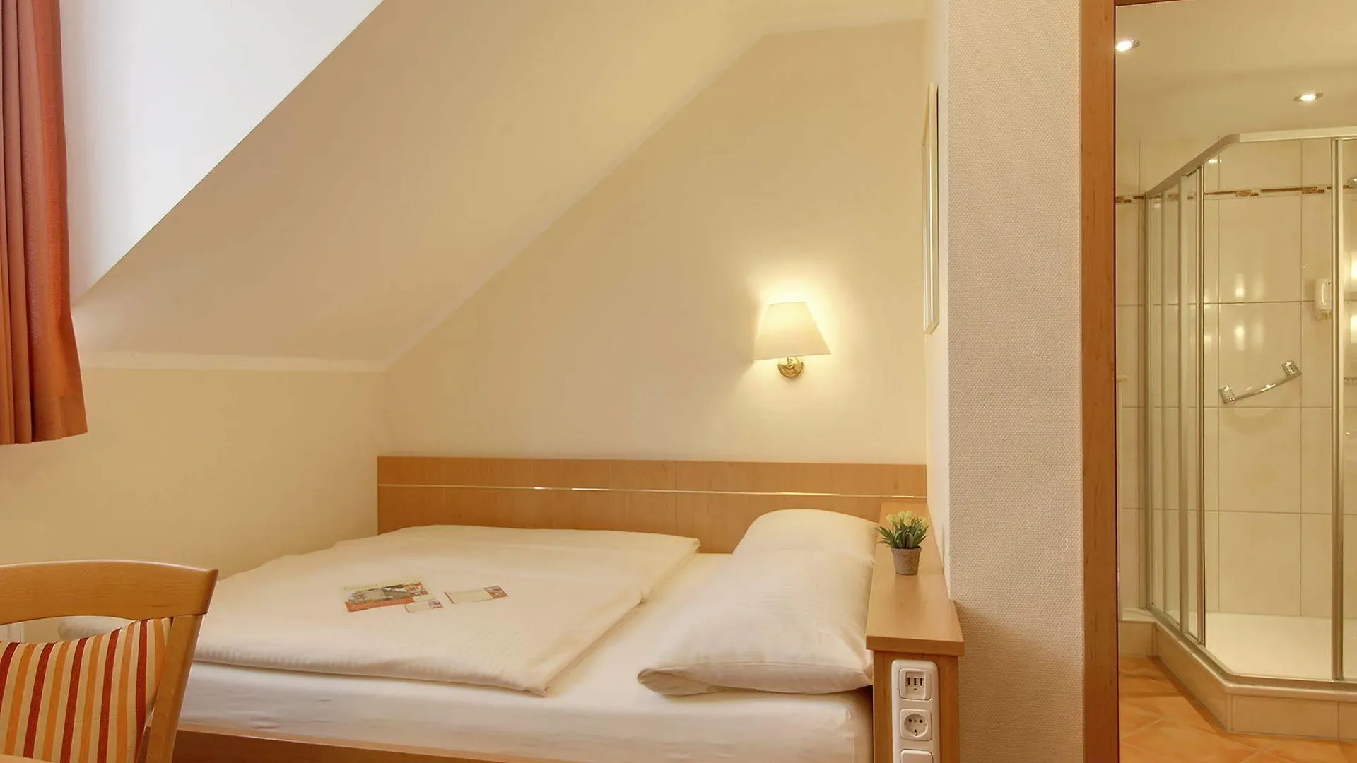Hotel Kriemhild am Hirschgarten München
