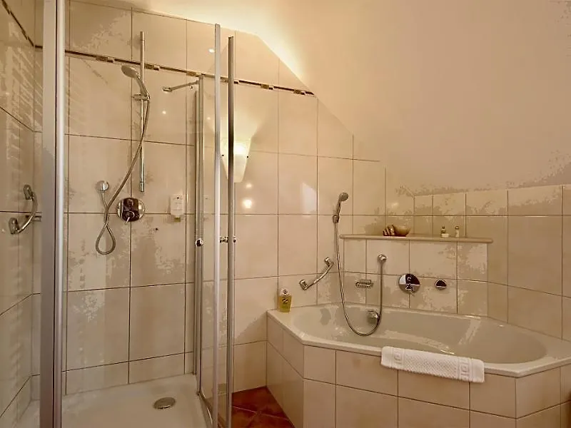 Hotel Kriemhild am Hirschgarten München 3*,  Deutschland